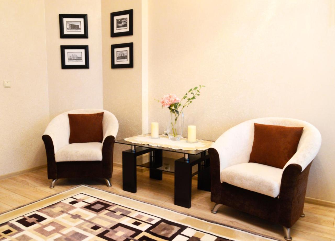 Comfort Apartments - Beautiful Suite By The Park Hrodna Exterior foto